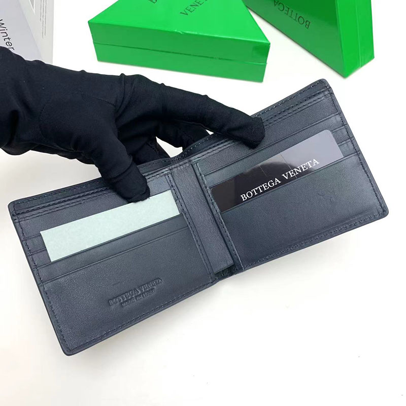 最高級ボッテガスーパーコピー ボッテガヴェネタ財布コピー イントレチャート 二つ折りウォレット スペース 605721VCPQ48837 カーフスキン - 画像 (3)
