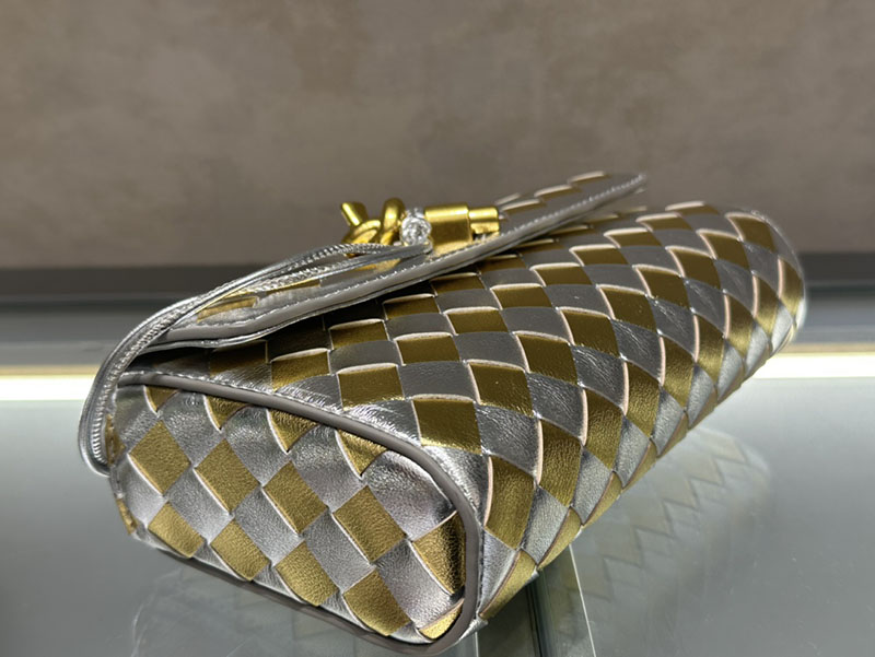 N品 Bottega Veneta ボッテガ・ヴェネタ Andiamo ショルダーバッグ ゴールドxシルバー 9905B1VCPP38888 ラムスキン、カーフ ゴールド金具 激安優良店 - 画像 (5)