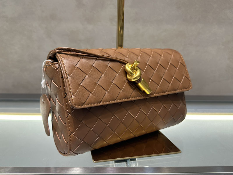 N品 Bottega Veneta ボッテガ・ヴェネタ Andiamo ショルダーバッグ キャラメル 9905B1VCPP39830 ラムスキン、カーフ ゴールド金具 激安優良店 - 画像 (7)
