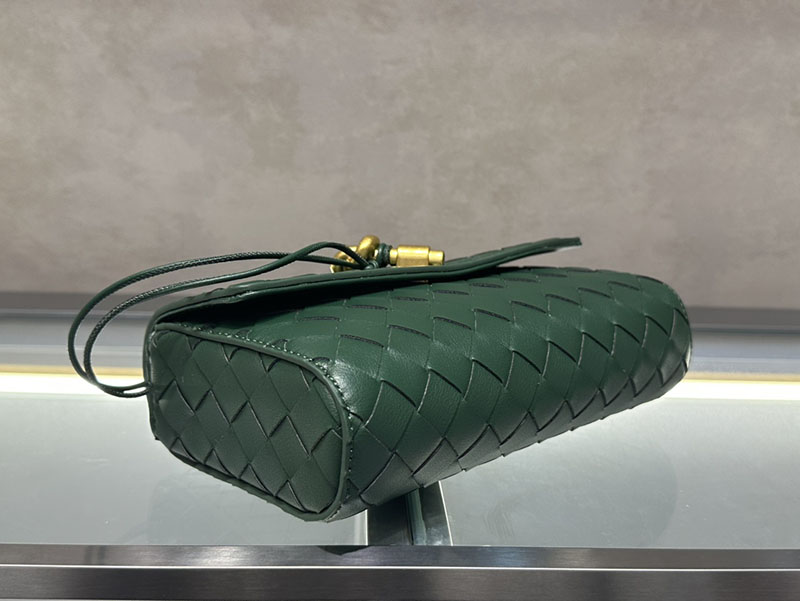 N品 Bottega Veneta ボッテガ・ヴェネタ Andiamo ショルダーバッグ エメラルド グリーン 9905B1VCPP33049 ラムスキン、カーフ ゴールド金具 激安優良店 - 画像 (4)