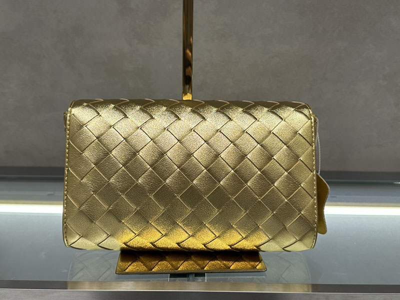N品 Bottega Veneta ボッテガ・ヴェネタ Andiamo ショルダーバッグ ゴールド 9905B1VCPP38472 ラムスキン、カーフ ゴールド金具 激安優良店 - 画像 (7)