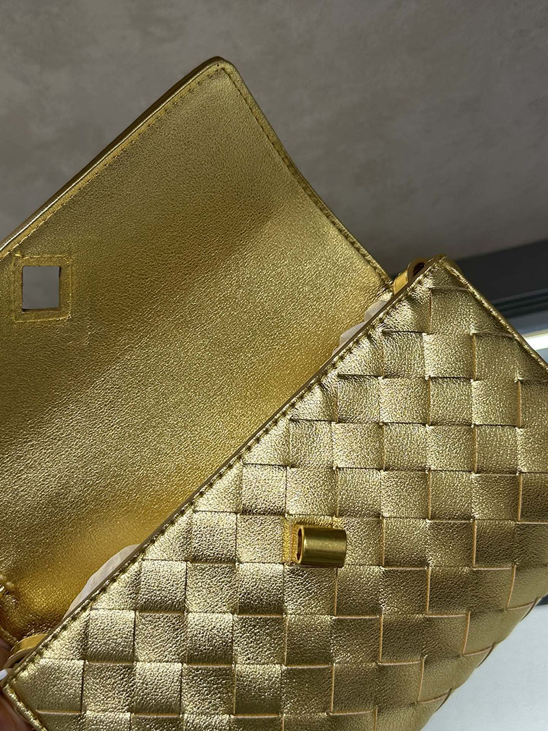 N品 Bottega Veneta ボッテガ・ヴェネタ Andiamo ショルダーバッグ ゴールド 9905B1VCPP38472 ラムスキン、カーフ ゴールド金具 激安優良店 - 画像 (4)