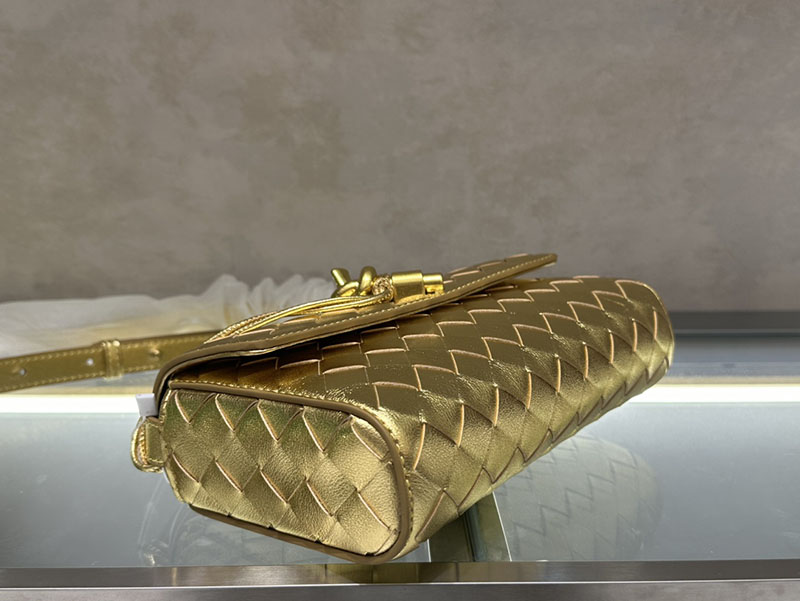 N品 Bottega Veneta ボッテガ・ヴェネタ Andiamo ショルダーバッグ ゴールド 9905B1VCPP38472 ラムスキン、カーフ ゴールド金具 激安優良店 - 画像 (3)