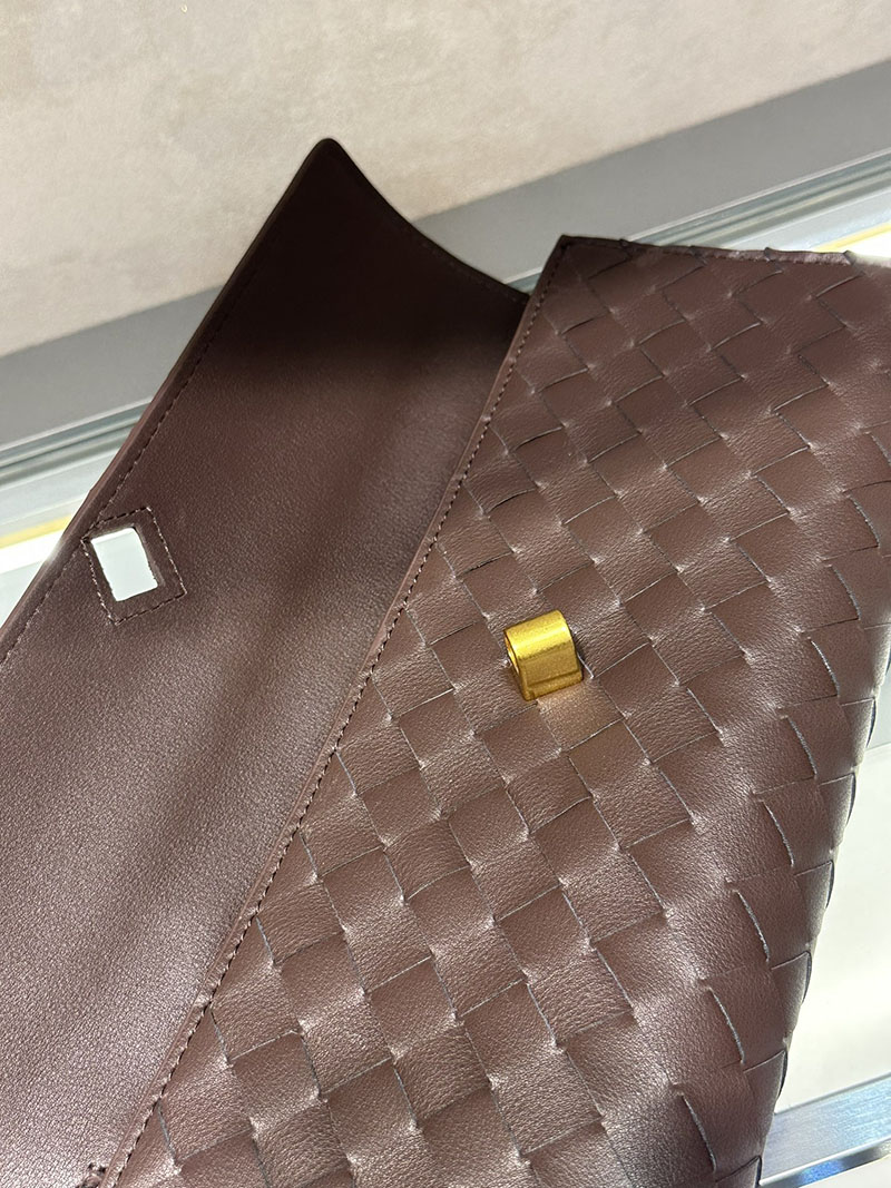 N品 Bottega Veneta ボッテガ・ヴェネタ アンディアーモ クラッチバッグ フォンデンテ 741511VCPP32190 ラムスキン、カーフ ゴールド金具 激安優良店 - 画像 (3)