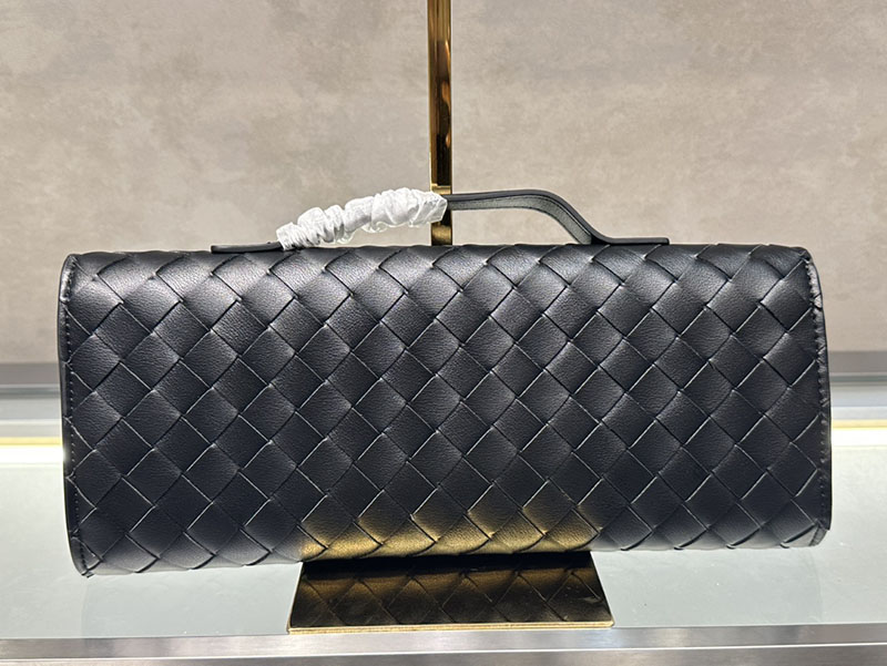N品 Bottega Veneta ボッテガ・ヴェネタ アンディアーモ クラッチバッグ ブラック 741511VCPP31019 ラムスキン、カーフ ゴールド金具 激安優良店 - 画像 (4)