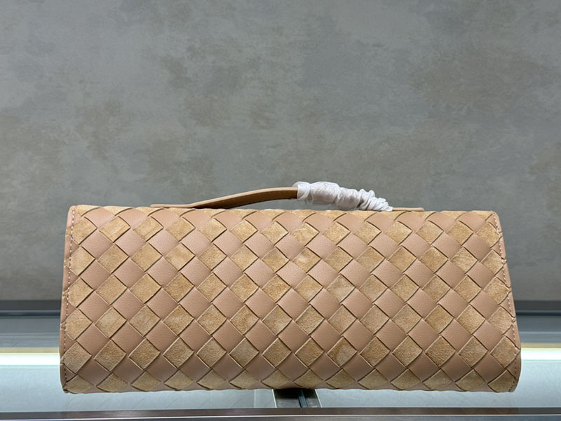 N品 Bottega Veneta ボッテガ・ヴェネタ アンディアーモ クラッチバッグ ポリッジ 741511VCPP39776 ラムスキン、カーフ ゴールド金具 激安優良店 - 画像 (5)