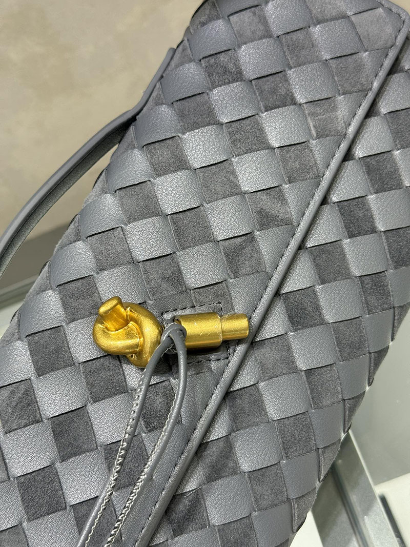 N品 Bottega Veneta ボッテガ・ヴェネタ アンディアーモ クラッチバッグ スターリング 741511VCPP31504 ラムスキン、カーフ ゴールド金具 激安優良店 - 画像 (4)