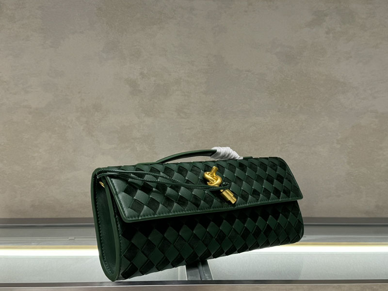 N品 Bottega Veneta ボッテガ・ヴェネタ アンディアーモ クラッチバッグ グリーン 741511VCPP36666 ラムスキン、カーフ ゴールド金具 激安優良店 - 画像 (6)