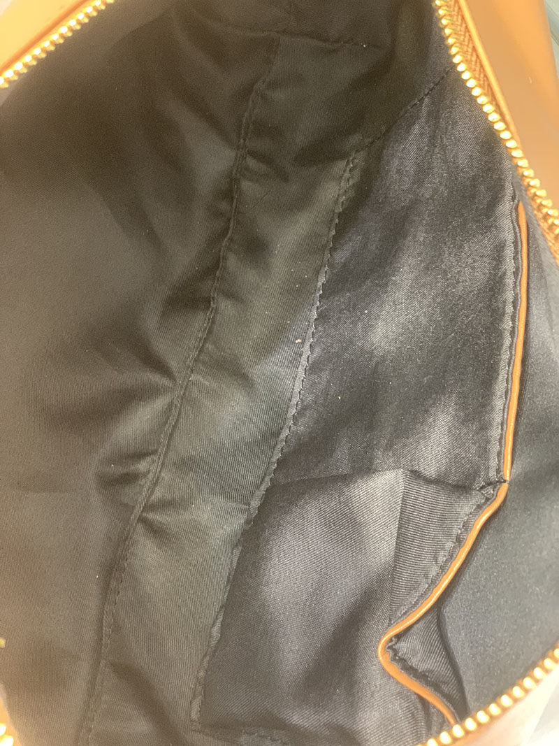 N品 Bottega Veneta ボッテガ・ヴェネタ トートバッグGM 人気 ポリッジ 608811V91319776 ラムスキン ゴールド金具 激安優良店 - 画像 (2)
