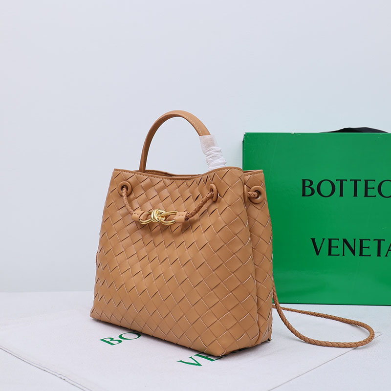 N品 Bottega Veneta ボッテガ・ヴェネタ スモール アンディアーモ キャラメル 766014VCPP19830 ラムスキン ゴールド金具 激安優良店 - 画像 (9)