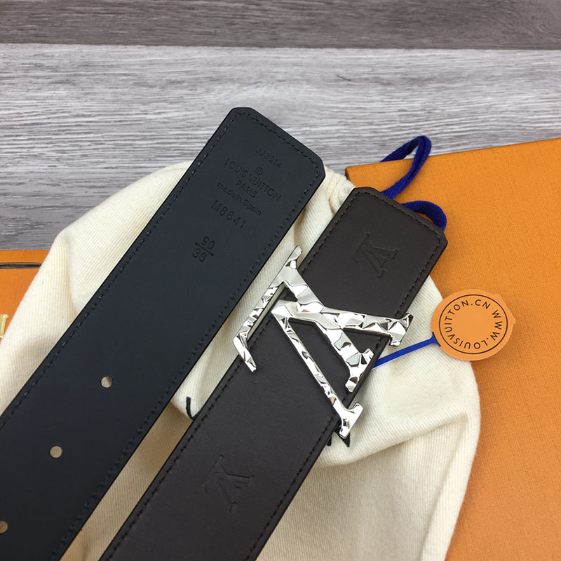 ルイヴィトン ベルト・LV ライン 40MM リバーシブル ブラック モノグラム・キャンバス シルバー金具 ヴィトン ベルト アウトレット 2410673 - 画像 (7)