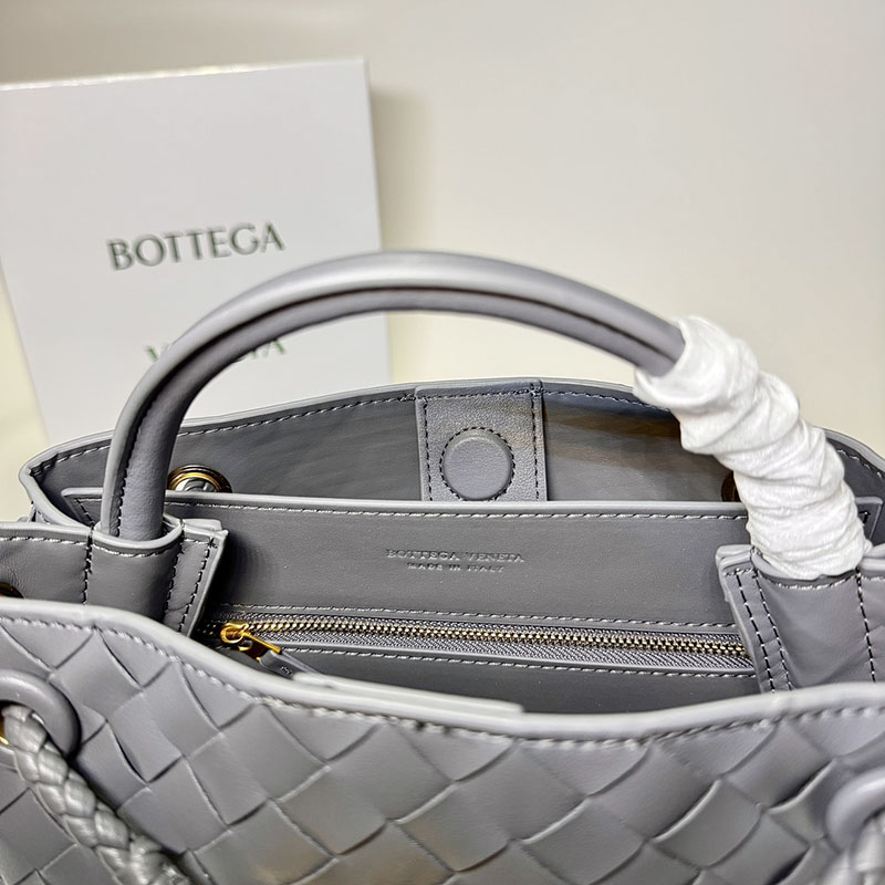 N品 Bottega Veneta ボッテガ・ヴェネタ スモール アンディアーモ スペース 766014VCPP18837 ラムスキン ゴールド金具 激安優良店 - 画像 (2)