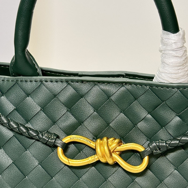 N品 Bottega Veneta ボッテガ・ヴェネタ スモール アンディアーモ エメラルド グリーン 766014VCPP13049 ラムスキン ゴールド金具 激安優良店 - 画像 (3)