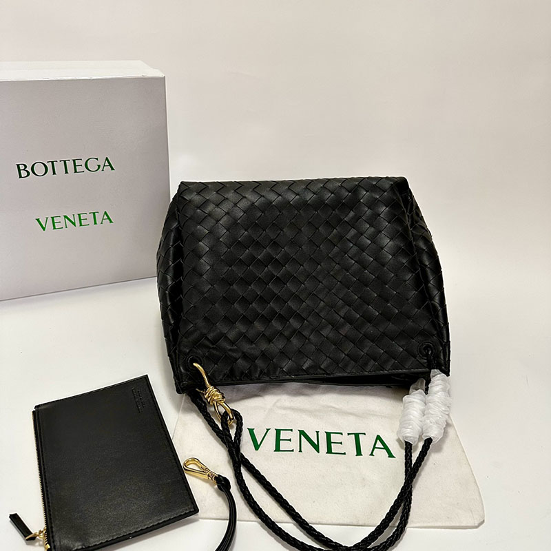 N品 Bottega Veneta ボッテガ・ヴェネタ ラージ パラシュート Large Parachute ブラック 796571VCPPT1019 ラムスキン ゴールド金具 激安優良店 - 画像 (3)