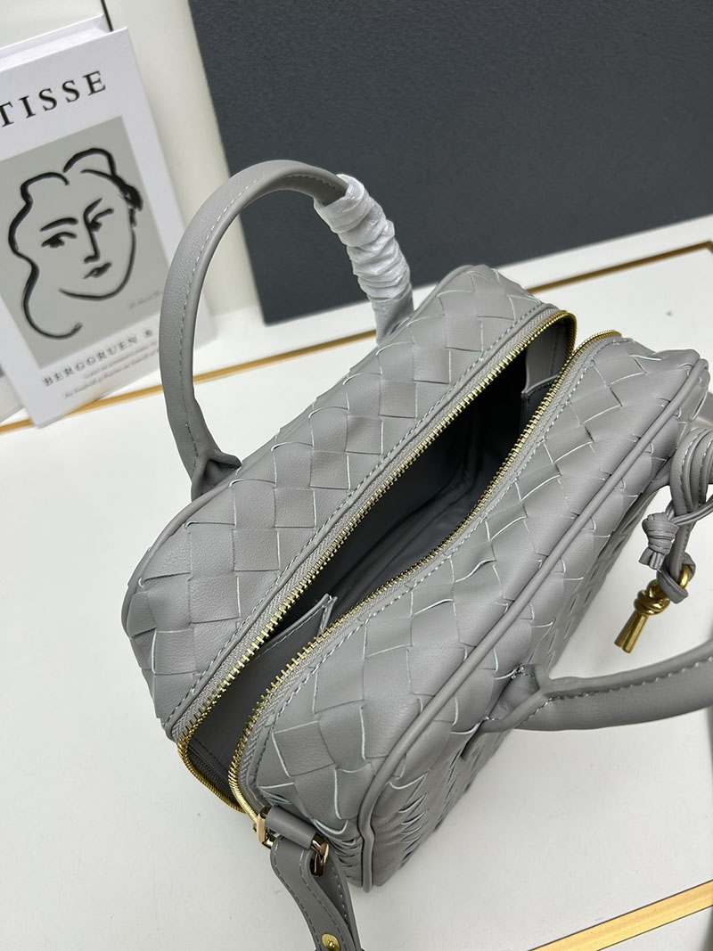 N品 Bottega Veneta ボッテガ・ヴェネタ ゲッタウェイ スモール トップハンドル バッグ スターリング 776736VCPP11504 ラムスキン ゴールド金具 激安優良店 - 画像 (3)