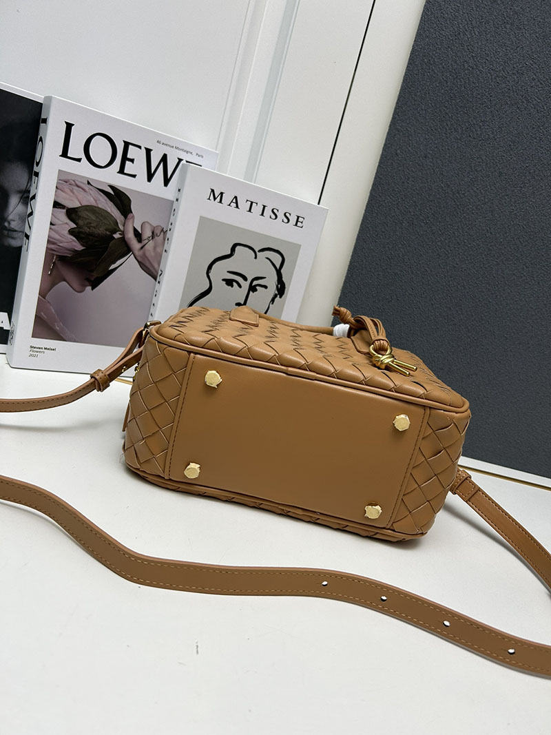 N品 Bottega Veneta ボッテガ・ヴェネタ ゲッタウェイ スモール トップハンドル バッグ キャラメル 776736VCPP19830 ラムスキン ゴールド金具 激安優良店 - 画像 (8)