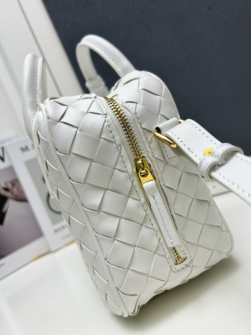 N品 Bottega Veneta ボッテガ・ヴェネタ ゲッタウェイ スモール トップハンドル バッグ ホワイト 776736VCPP19009 ラムスキン ゴールド金具 激安優良店 - 画像 (5)