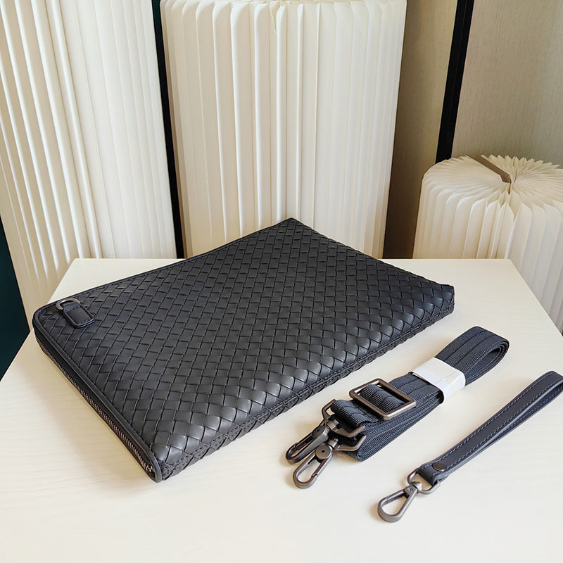 N品 Bottega Veneta ボッテガ・ヴェネタ ゲッタウェイ ドキュメントケース スペース 786664V2HL18837 ラムスキン シルバー金具 激安優良店 - 画像 (6)