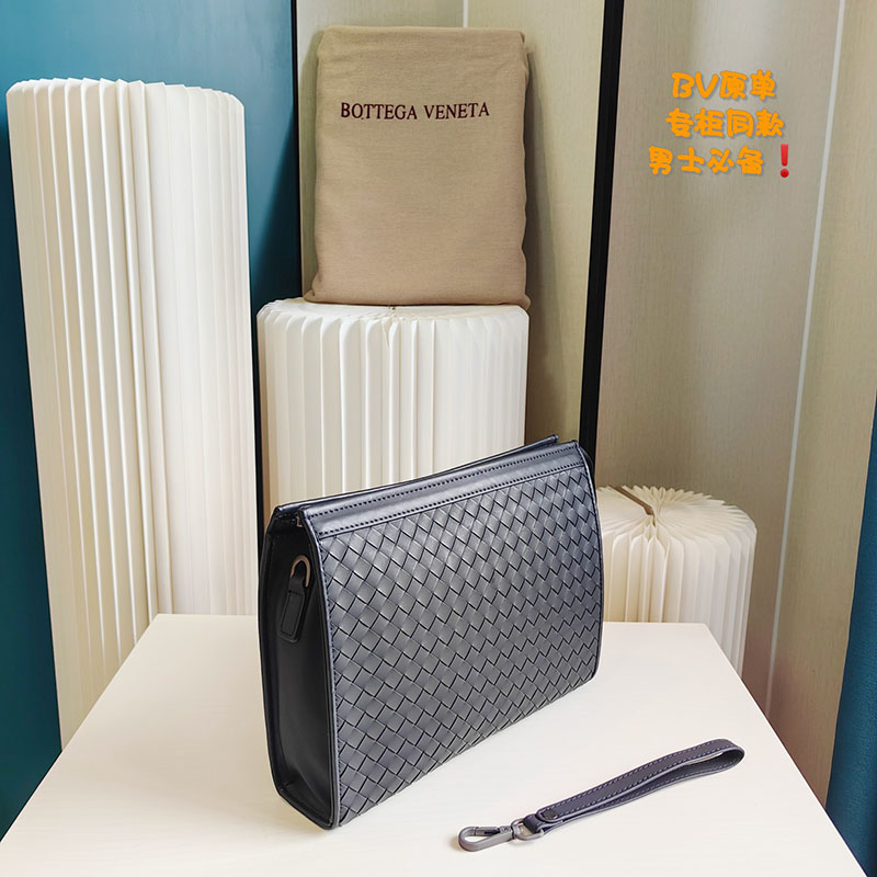 N品 Bottega Veneta ボッテガ・ヴェネタ イントレチャート ハーフ ファスナーポーチ スペース 607479VCPQ58837 ラムスキン シルバー金具 激安優良店 - 画像 (9)