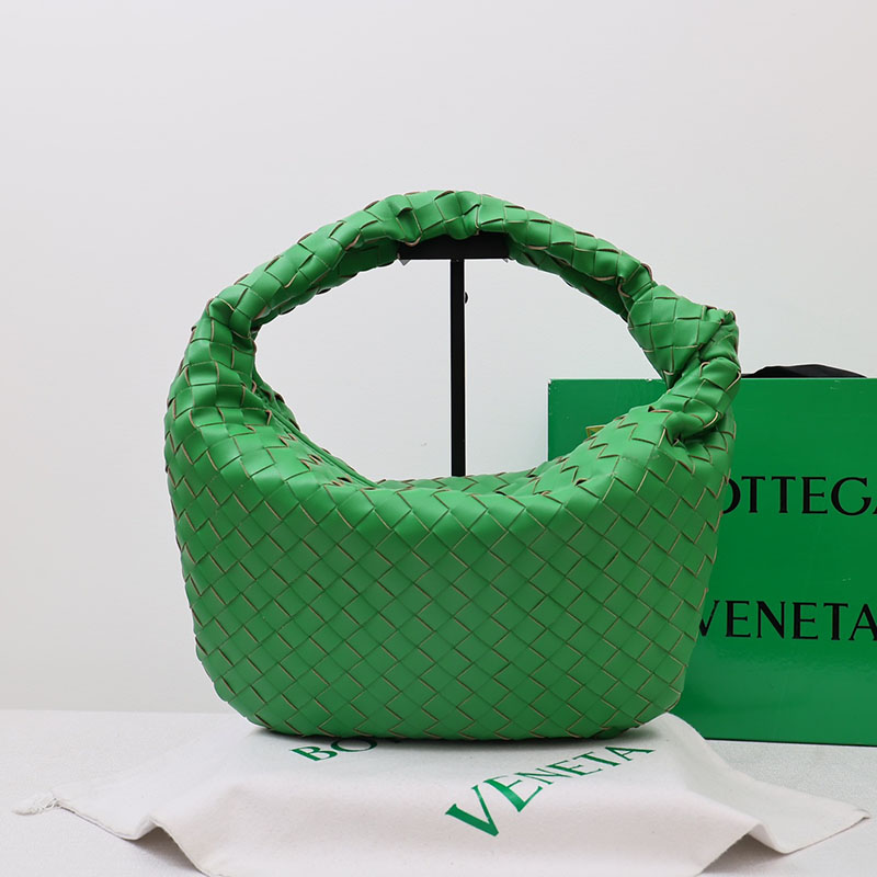 N品 Bottega Veneta ボッテガ・ヴェネタ ティーン ジョディ パラキート 690225VCPP03724 ラムスキン、カーフ ゴールド金具 激安優良店 - 画像 (9)