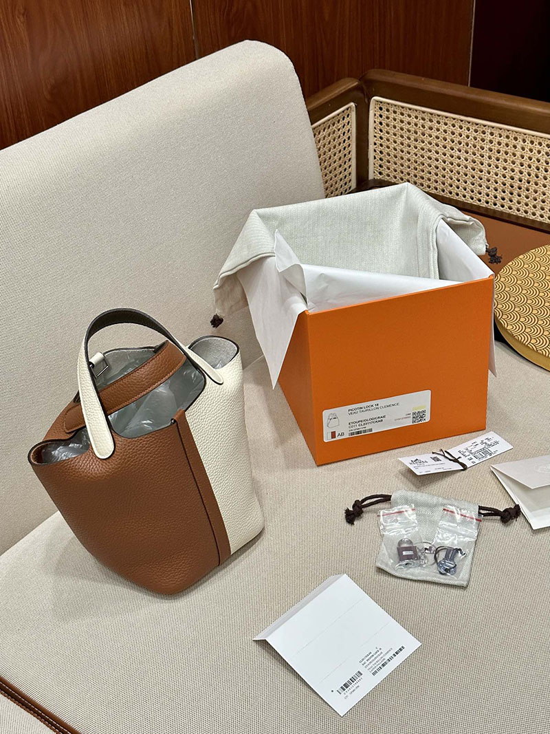 最高級エルメススーパーコピー ピコタンPMコピー ピコタンロック 18 PM カザック クレxゴールド トリヨンクレマンス シルバー金具 - 画像 (5)
