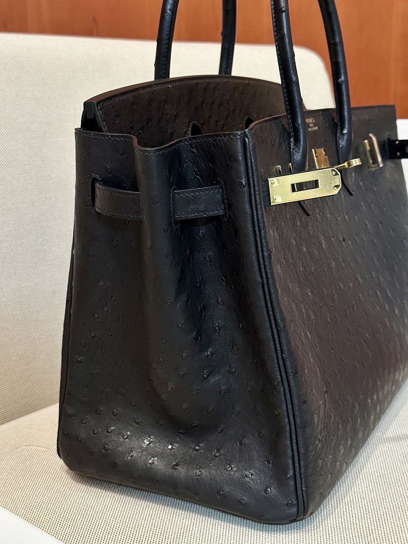 最高級エルメススーパーコピー バーキン35コピー バーキン35 黒 ブラック オーストリッチ ゴールド金具 - 画像 (4)