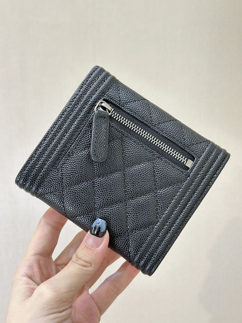 最高級シャネルスーパーコピー シャネル財布コピー スモールフラップウォレット 三つ折り 財布 人気色 黒 (ブラック) A80734 キャビアスキン ゴールド金具 2411001 - 画像 (5)
