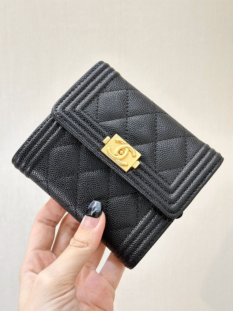 最高級シャネルスーパーコピー シャネル財布コピー スモールフラップウォレット 三つ折り 財布 人気色 黒 (ブラック) A80734 キャビアスキン ゴールド金具 2411001 - 画像 (3)