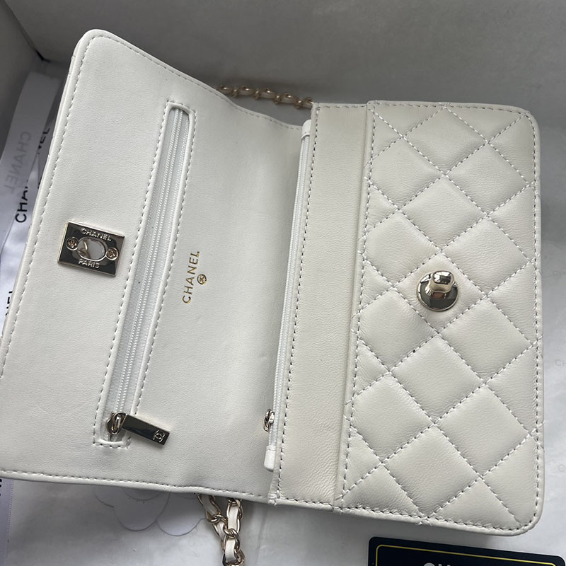 最高級シャネルスーパーコピー シャネルバッグコピー CHANEL バッグ 2025 新作 チェーンウォレット 白 (ホワイト) 1201 カーフスキン シャンパンゴールド金具 2411014 - 画像 (3)