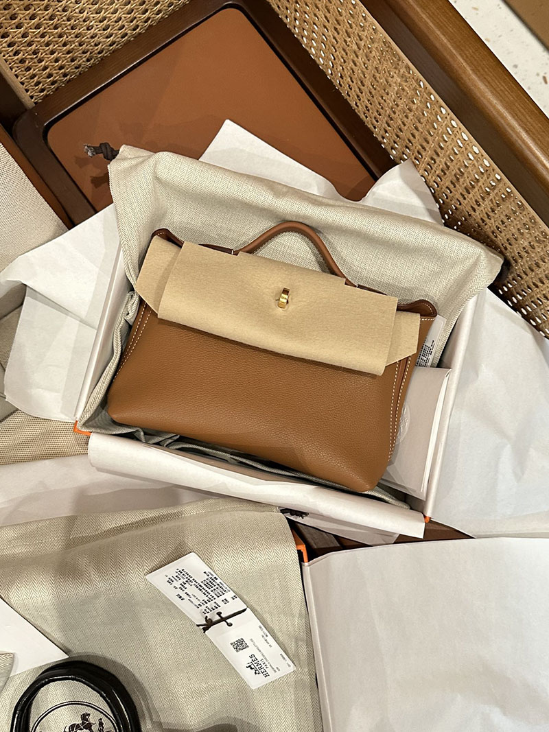 エルメス バッグ ヴァンキャトルミニ 定価 21 ミニ ヴァンキャトル ゴールド エバーカラー/スイフト ゴールド金具 2412038 - 画像 (6)