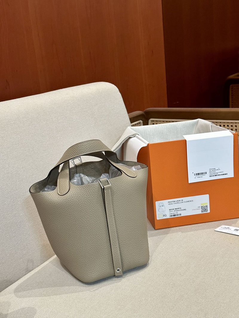 エルメス ハンドバッグ ピコタン pm 定価 ピコタンロック 18 PM ベージュマルファ トリヨンクレマンス ゴールド金具 2412041 - 画像 (4)