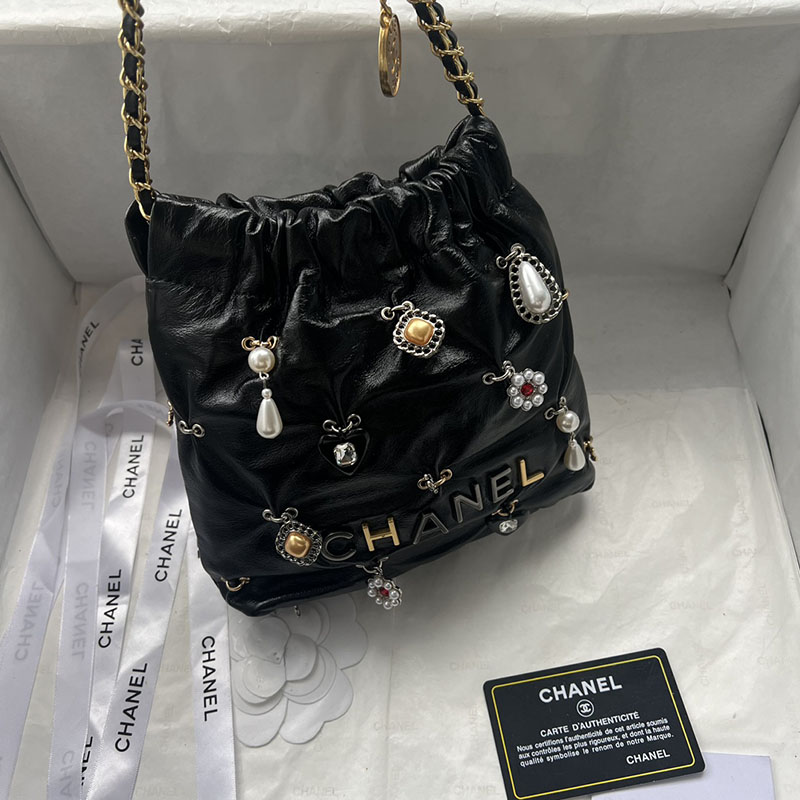 最高級シャネルスーパーコピー シャネルバッグコピー CHANEL 22 ハンドバッグ 新作 2024 黒 (ブラック) AS1206 カーフスキン ゴールド金具 2411082 - 画像 (8)