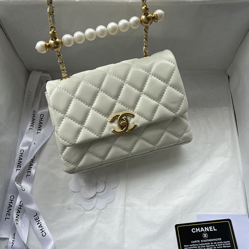 最高級シャネルスーパーコピー シャネルバッグコピー chanel パールチェーン バッグ 新作 2024 白 (ホワイト) AS359 カーフスキン ゴールド金具 2411083 - 画像 (9)