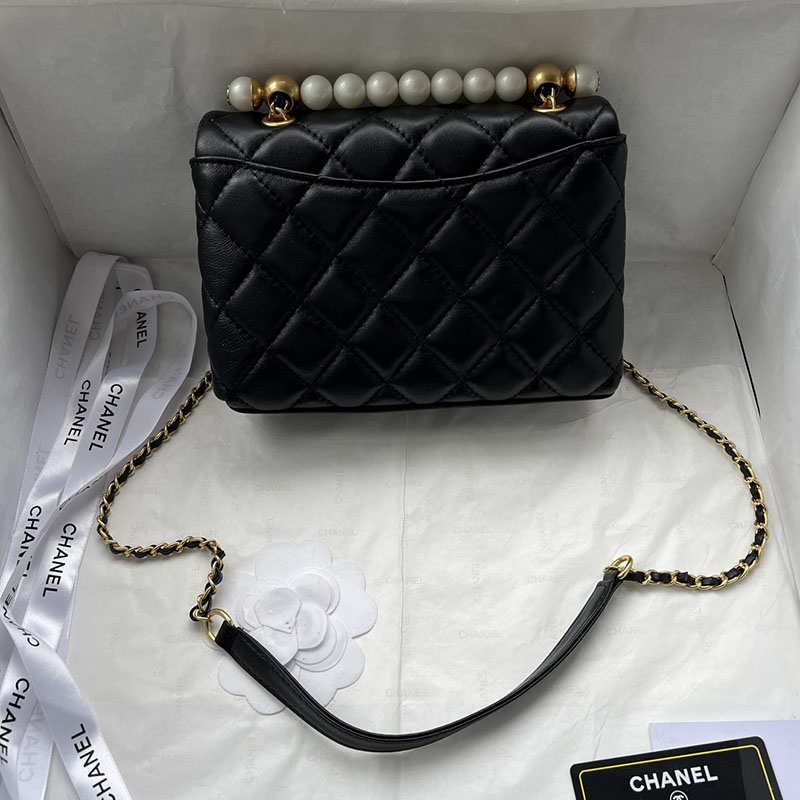 最高級シャネルスーパーコピー シャネルバッグコピー chanel パールチェーン バッグ 新作 2024 黒 (ブラック) AS359 カーフスキン ゴールド金具 2411084 - 画像 (4)