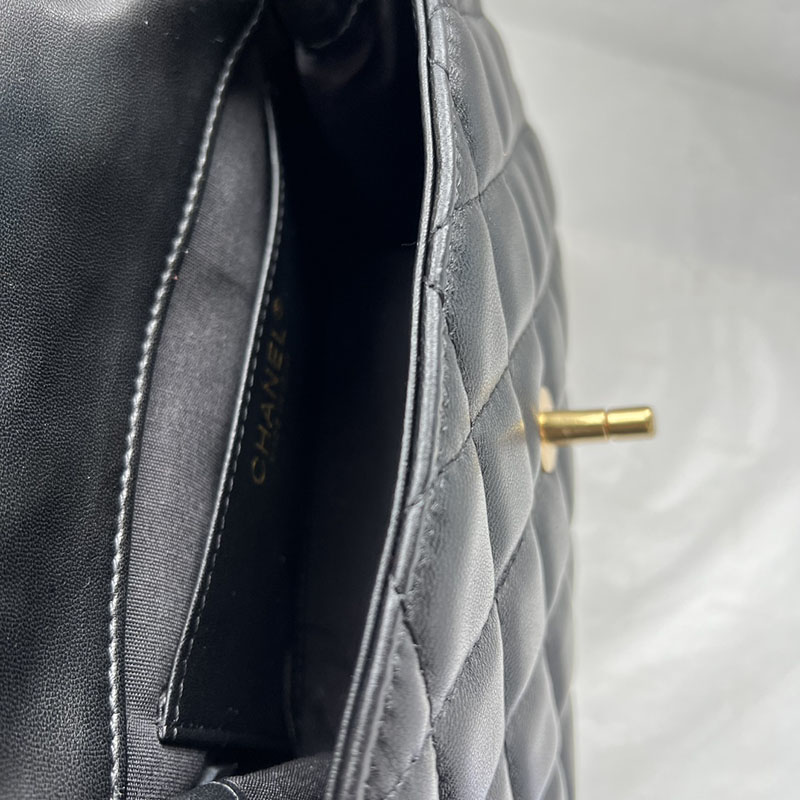 最高級シャネルスーパーコピー シャネルバッグコピー chanel パールチェーン バッグ 新作 2024 黒 (ブラック) AS359 カーフスキン ゴールド金具 2411084 - 画像 (3)
