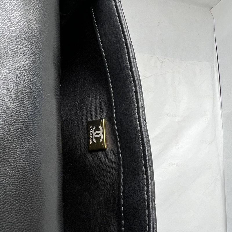 最高級シャネルスーパーコピー シャネルバッグコピー chanel パールチェーン バッグ 新作 2024 黒 (ブラック) AS359 カーフスキン ゴールド金具 2411084 - 画像 (2)
