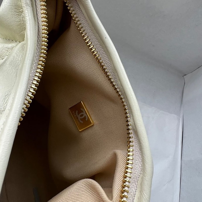 最高級シャネルスーパーコピー シャネルバッグコピー chanel ホーボー バッグ 新作 2024 白 (ホワイト) AS538 ラムスキン ゴールド金具 2411085 - 画像 (2)