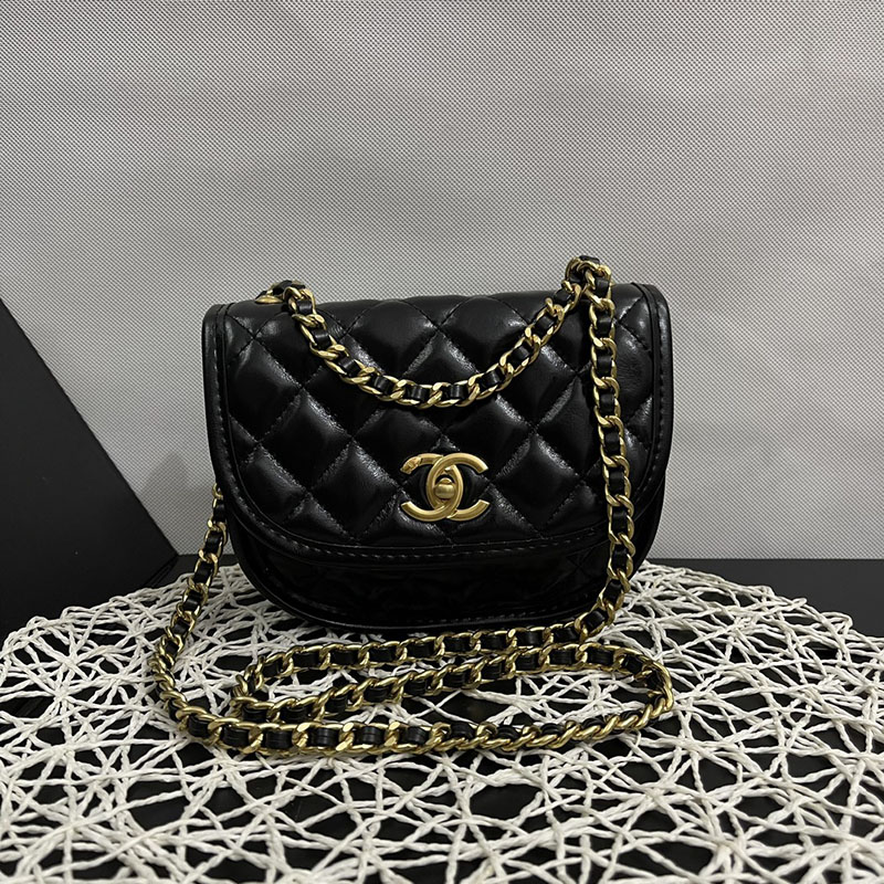 最高級シャネルスーパーコピー シャネルバッグコピー CHANEL チェーンショルダーバッグ サドルバッグ 黒 (ブラック) AS515 カーフスキン ゴールド金具 2411142 - 画像 (9)