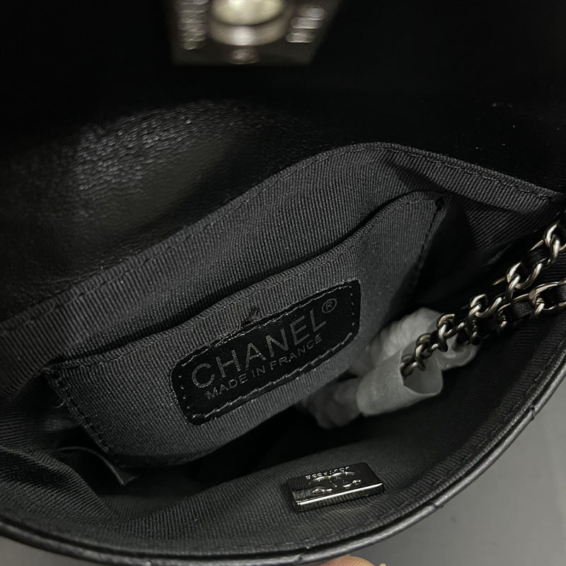 最高級シャネルスーパーコピー シャネルバッグコピー シャネル スマホショルダー ケース 激安 黒 (ブラック) AS0402 カーフスキン シルバー金具 2411169 - 画像 (2)
