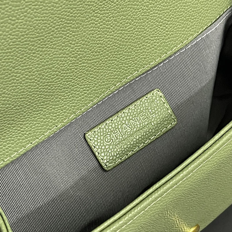 最高級シャネルスーパーコピー シャネルバッグコピー ショルダーバッグ レディース 斜めがけ 人気 カーキ A67086 キャビアスキン ゴールド金具 2411200 - 画像 (2)