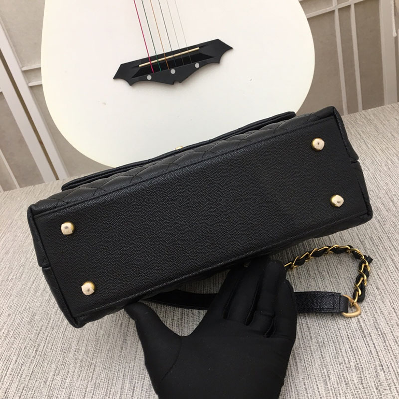 最高級シャネルスーパーコピー シャネルバッグコピー ラージトップハンドルフラップバッグ 黒 (ブラック)/ボルドー A92992 キャビアスキン ゴールド金具 2411219 - 画像 (5)