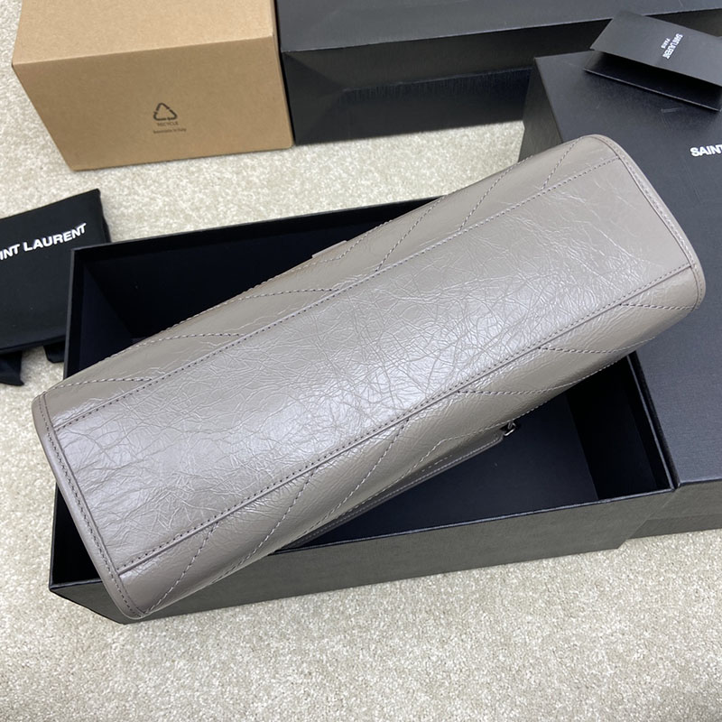 最高級サンローランスーパーコピー サンローランバッグコピー ニキ ショッピングバッグ 人気 グレー 5779990EN041112 - 画像 (6)