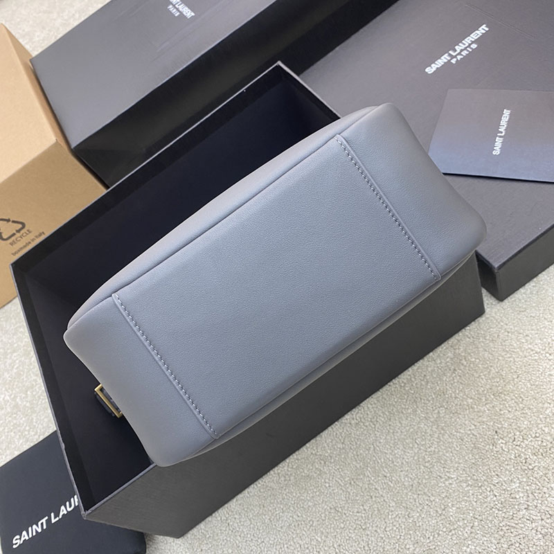 最高級サンローランスーパーコピー サンローランバッグコピー LE 5 À 7 ソフト スモール BLEU ABYSSE 713938AAAUQ4100 - 画像 (7)