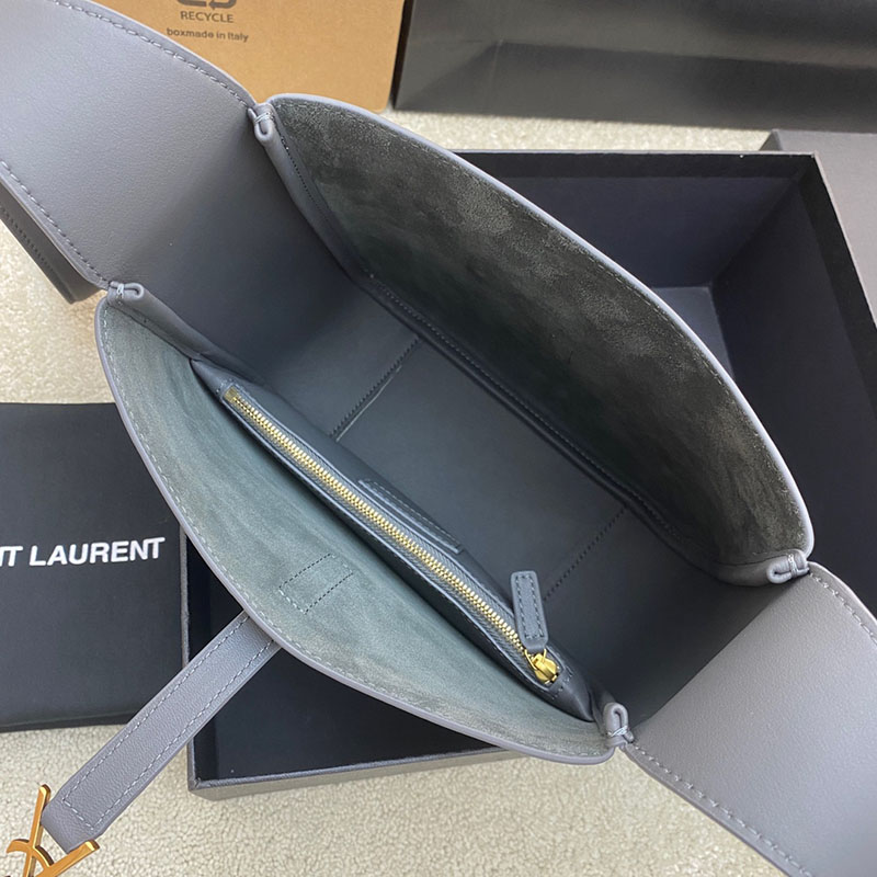 最高級サンローランスーパーコピー サンローランバッグコピー LE 5 À 7 ソフト スモール BLEU ABYSSE 713938AAAUQ4100 - 画像 (3)