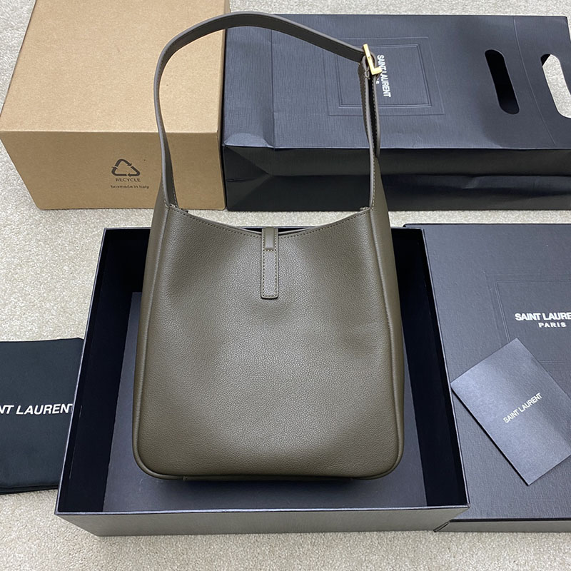 最高級サンローランスーパーコピー サンローランバッグコピー LE 5 À 7 ソフト スモール LIGHT MUSK 713938AAAUQ3212 - 画像 (9)