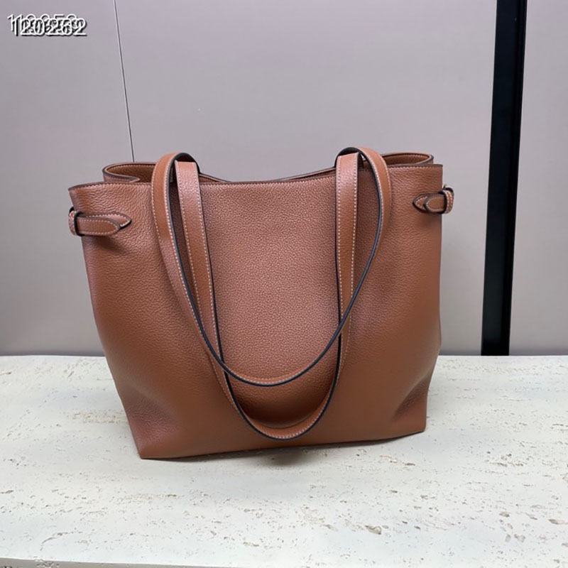 最高級セリーヌスーパーコピー セリーヌバッグコピー ミディアム カバ アナイス キュイル トリオンフ タン 116853ENY.04LU カーフスキン ゴールド金具 - 画像 (6)