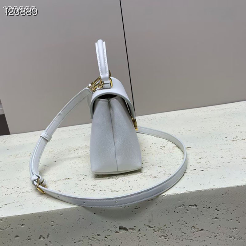 最高級セリーヌスーパーコピー セリーヌバッグコピー ティーン ニノ バッグ ホワイト 118113FXK.01BC カーフスキン ゴールド金具 - 画像 (8)
