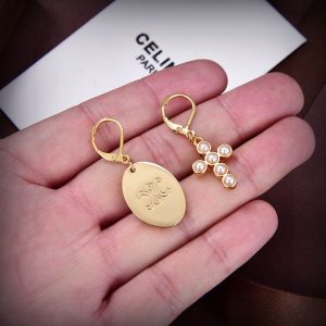 最高級セリーヌスーパーコピー セリーヌピアスコピー CELINE ピアス 人気 2411631