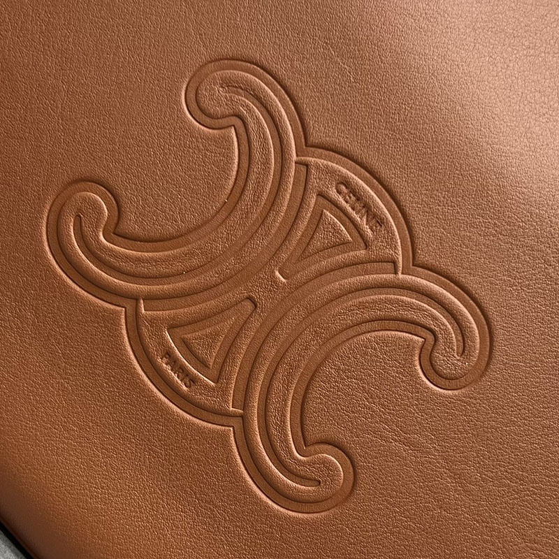 N品 セリーヌ バッグ 人気 ランキング CELINE ホーボーバッグ ミディアム エロイズ キュイル トリオンフ バッグ 114713FLH.04LU タン ゴールド金具 - 画像 (2)