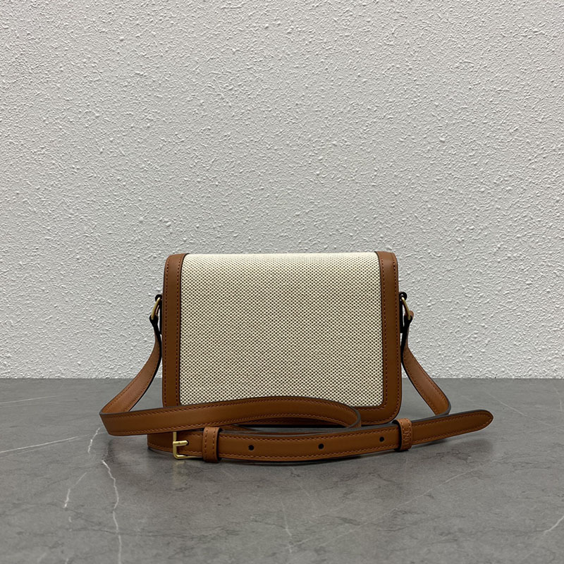 N品 セリーヌ バッグ 人気 ランキング CELINE ショルダーバッグ 人気 ティーン トリオンフ バッグ 188882EGC.02NT ナチュラル/タン ゴールド金具 - 画像 (5)